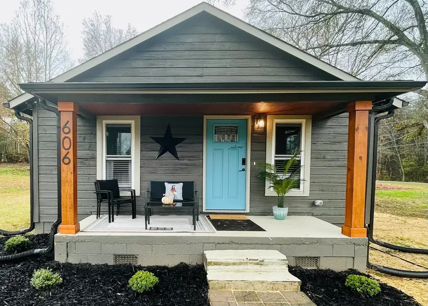 House of Blue: A cozy & convenient 2 bedroom. - Image 1
