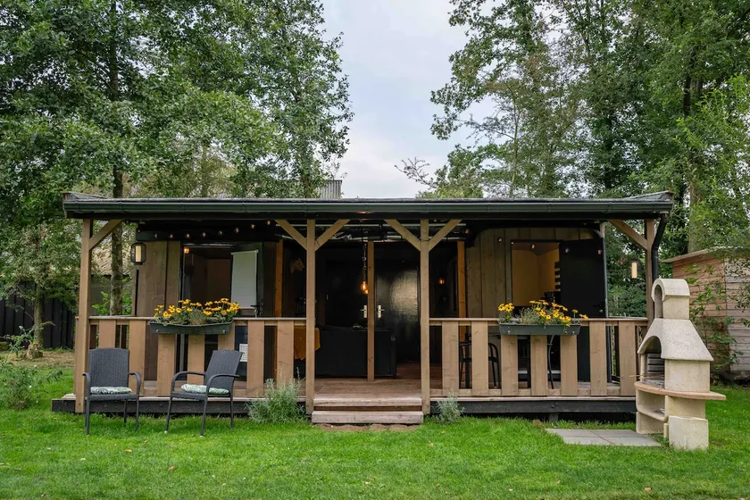 Tinyhouse - Image 1