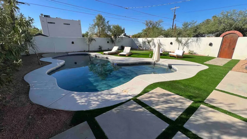 Sam Hughes Desert Oasis, Private Pool & Walk to UA - Image 1