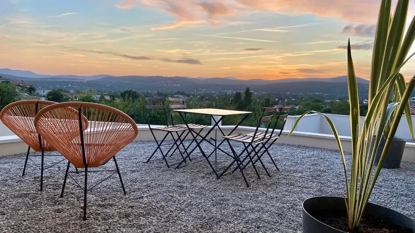 L'Orée Cévenole, SPA Massages & Panorama d'Exception - Image 1