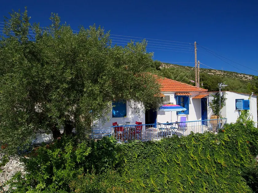 Auntie's Cottage with View, near Agia Efimia - Image 1