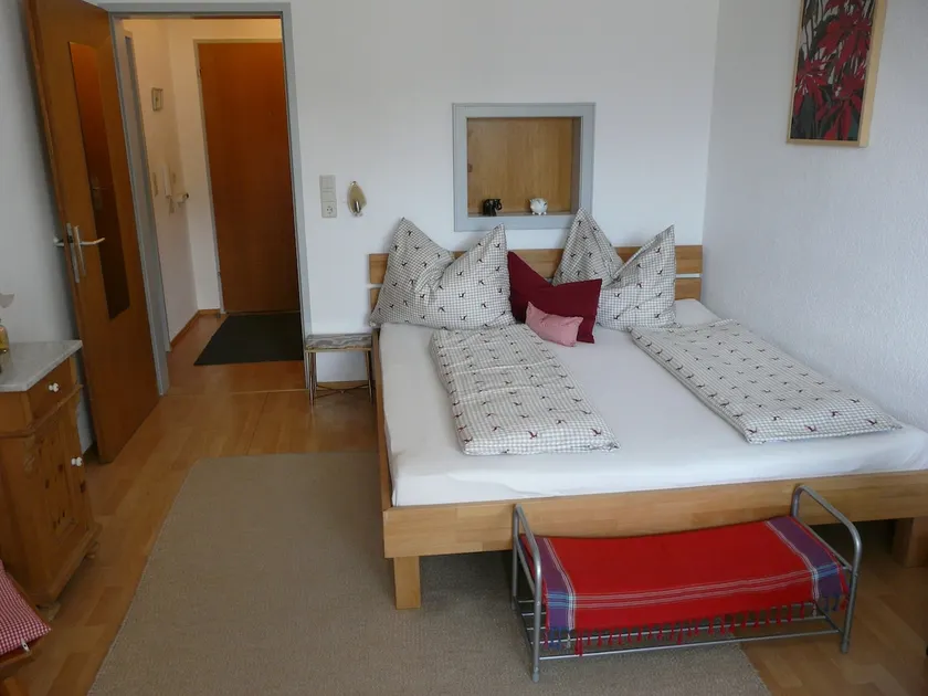 Smart cosy flat near city - Image 1