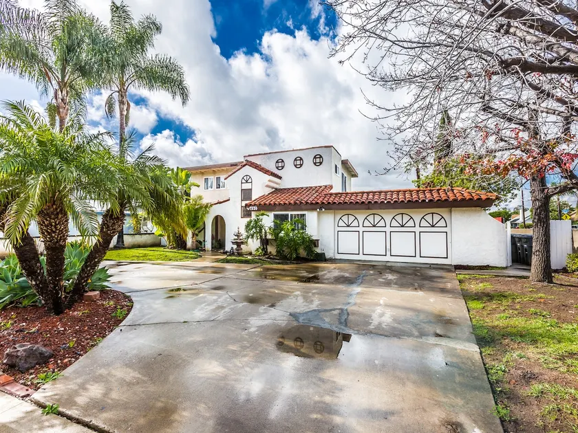 Disneyland Family Retreat | Sleeps 10 - Image 1