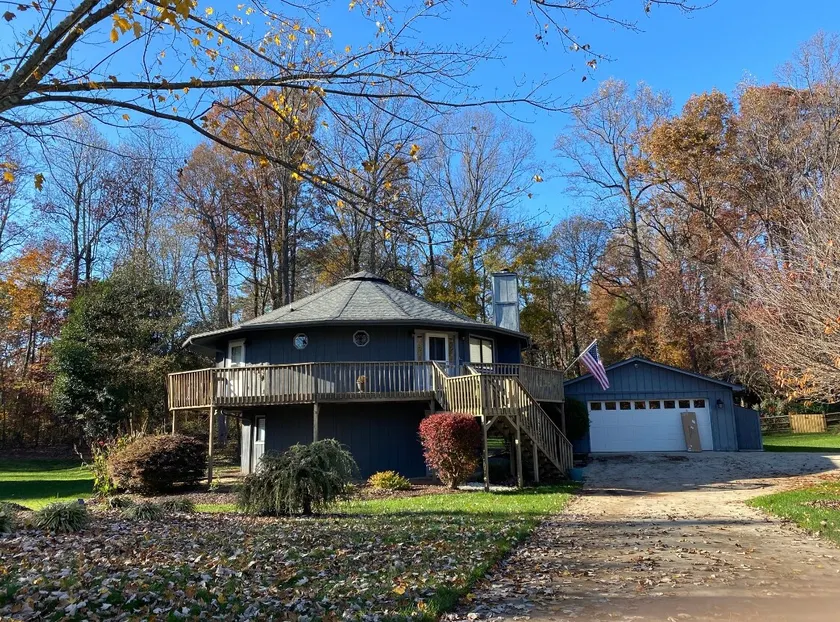 Einzigartiges gemütliches Haus mit Blick auf den Lake Norman - Image 1