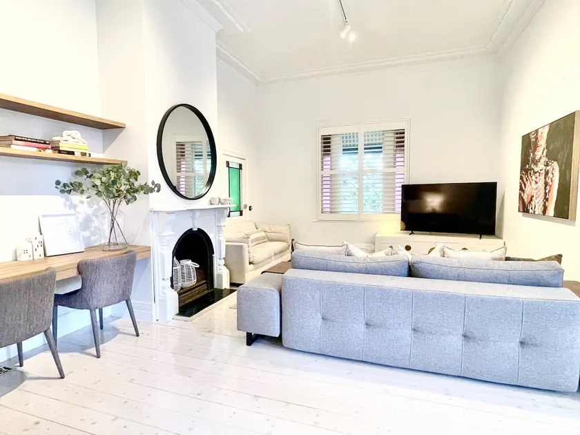 Heritage Queen St designer haven, close CBD walk - Image 1