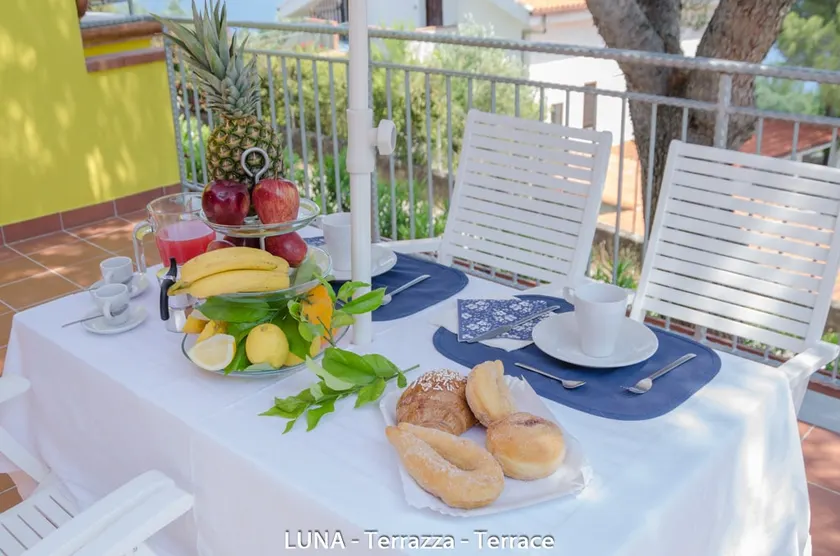 ”Ro & Se” Vacation Home in Palinuro IT LUNA Accommodation - Image 1