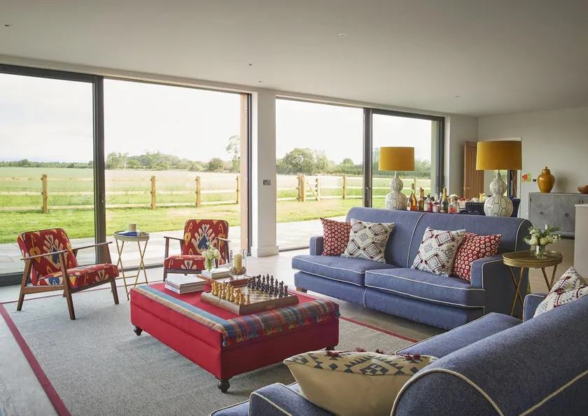 Luxurious & spacious Cotswold barn conversion - Image 1
