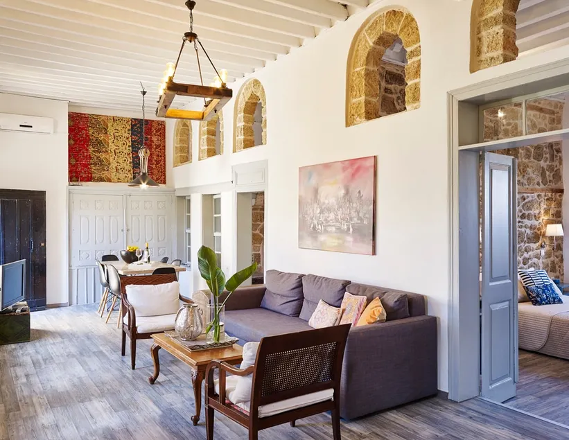 The Old Town House - Image 1