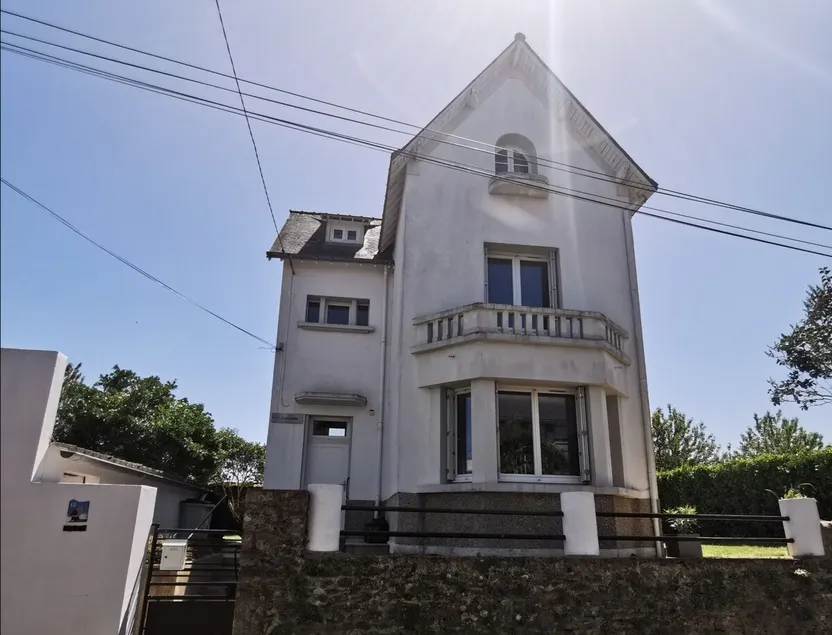 Townhouse - Image 1