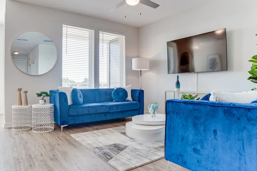 Sunset Retreat | 1BR | 1.5BA | Pool | Gym | Garage - Image 1