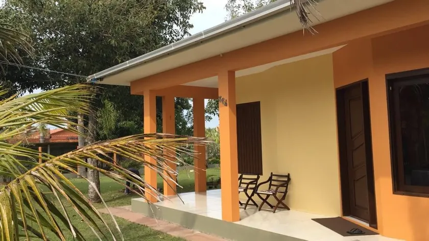 House 250 meters from the sea, large patio - Balneário Atlântico - Image 1