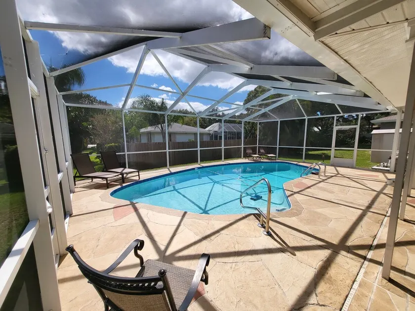 11 miles from Clearwater Beach! - Image 1
