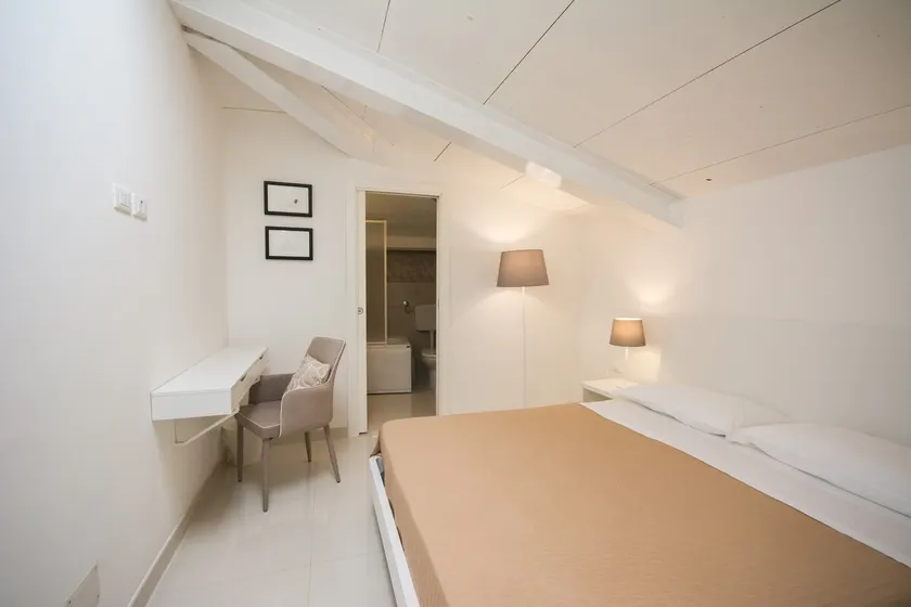 Di Fazio Suite 9 - Image 1
