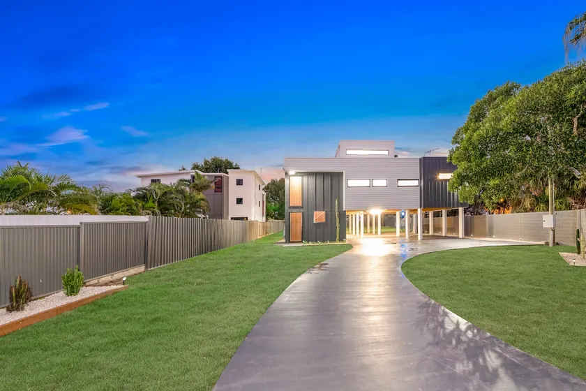 Luray Beach Retreat - Beach House - Image 1