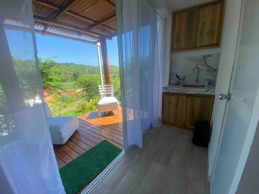 Cabin-style room - Image 1