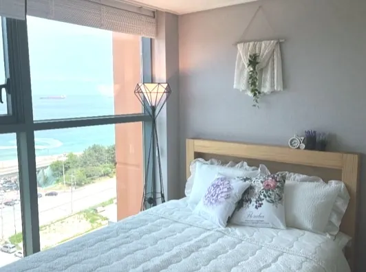 #Happy here~❤ #Travel🛩 #Hansom #Ocean view #Sunrise🌅 #Donghae Cheonggokdong Pine & Oil #Ocean city #Emotion - Image 1
