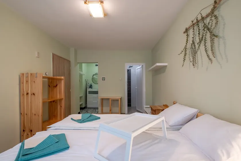 3BDR+2Bath,FREE*PARKING, Apt. near NDK & Vitosha - Image 1