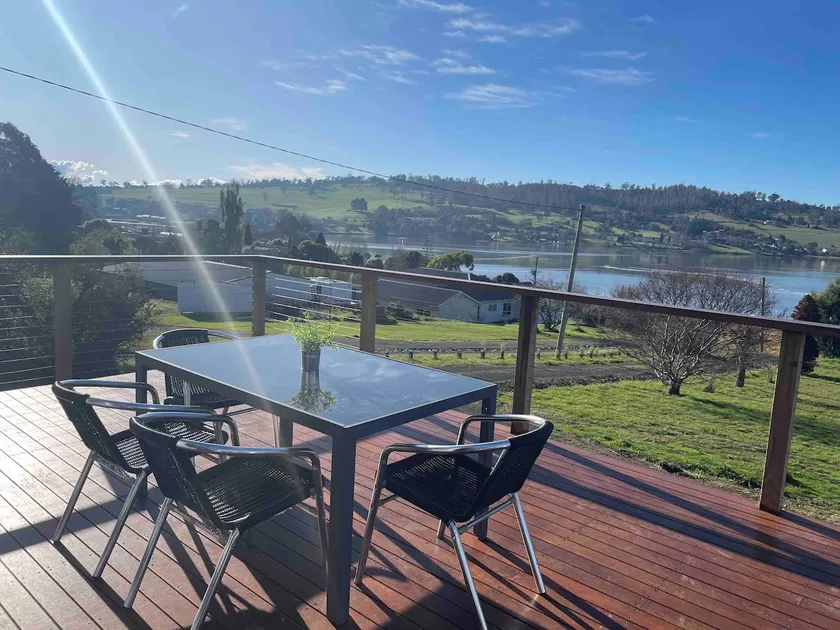 Rosevears Retreat with Wi-Fi, Netflix, Tamar River - Image 1