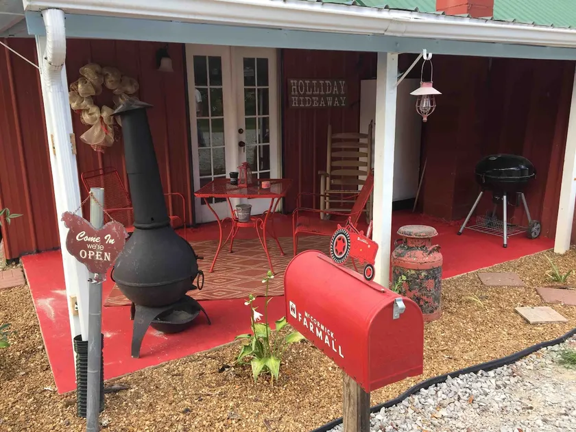 Holliday Hide Away - Image 1