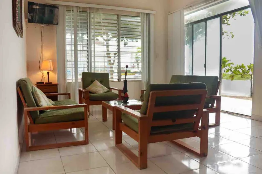 Beachfront house, gated community, safe - Image 1