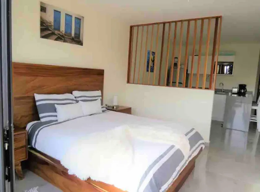 Zulim 34! Close to 5th Ave and beach. 10 min walk - Image 1