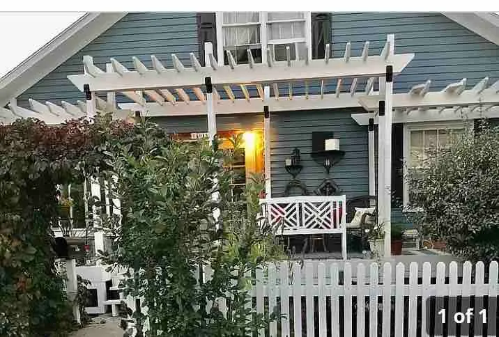 Chic 2Brm 2ndFL Suite w/ktchn/bath/Dwntwn/I25 5Min - Image 1