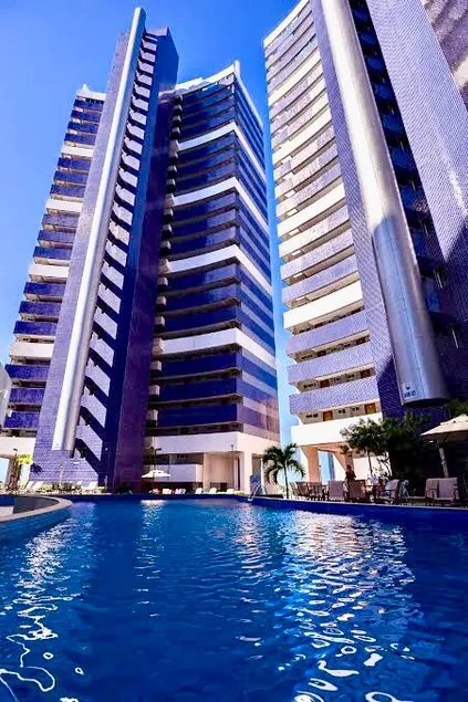 Resort leisure at the beach-class fortress - Image 1