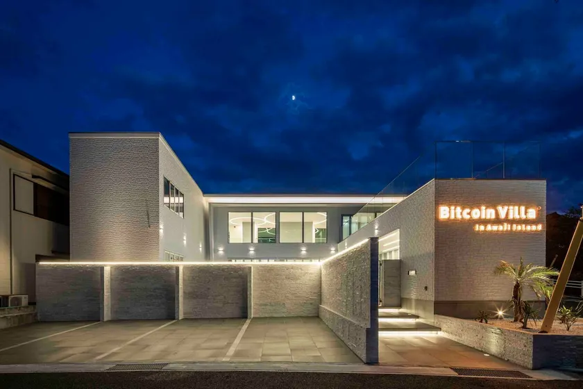 Newly built in 2022, the ultimate designer home! Private space with a pool and a private rental - Image 1