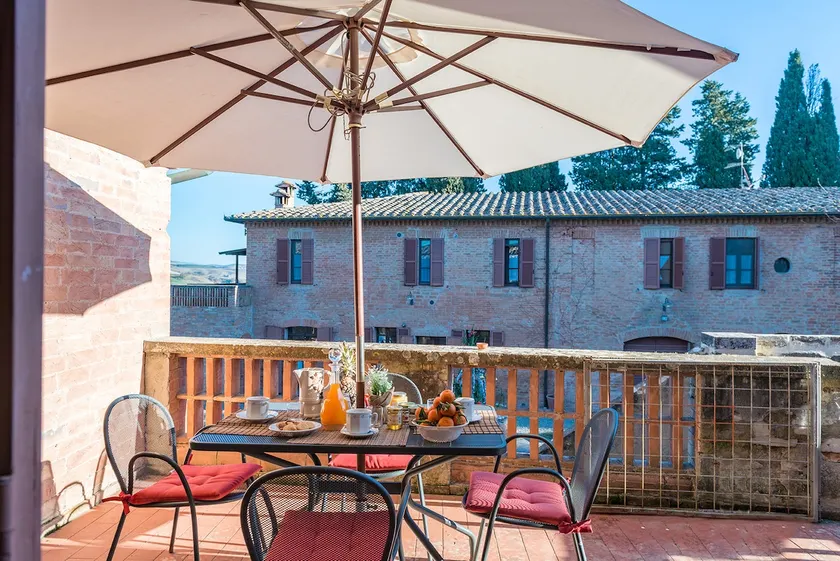 Tenuta La Campana Farmhouse Lupa Apartment - Image 1