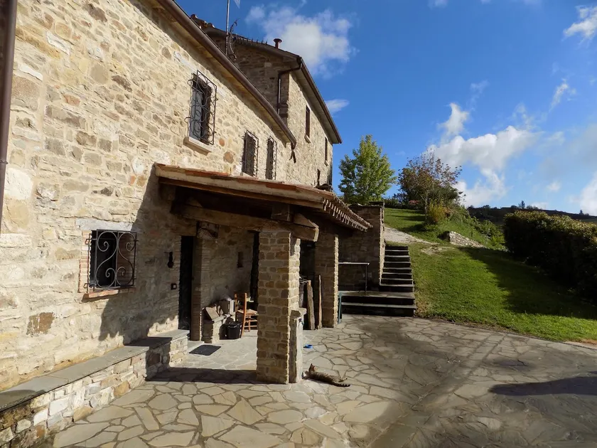 Galasterna at the foot of the mountain - Image 1