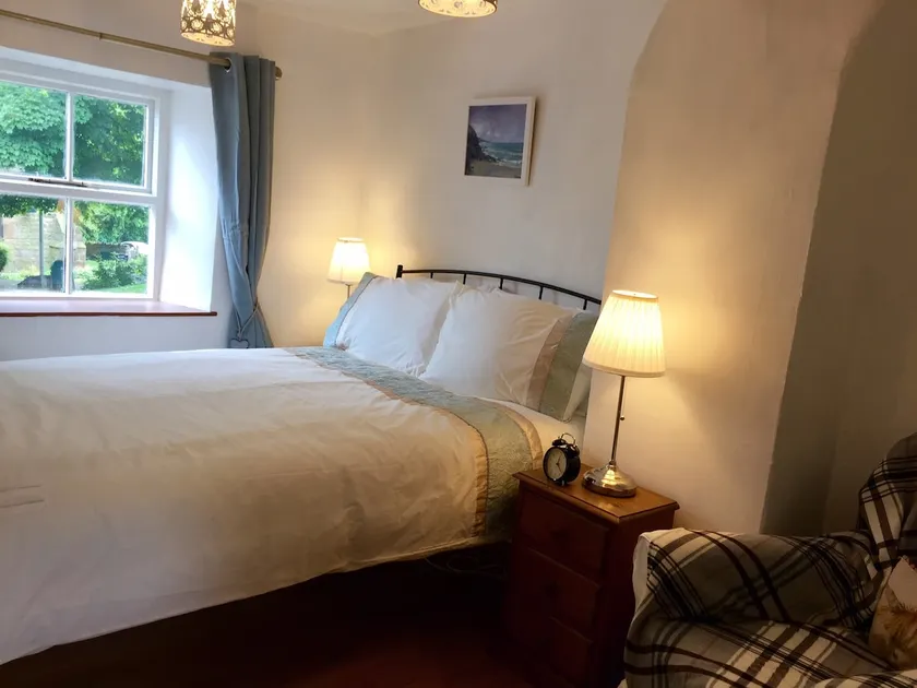 Restful & Chic Frith Cottage - Image 1