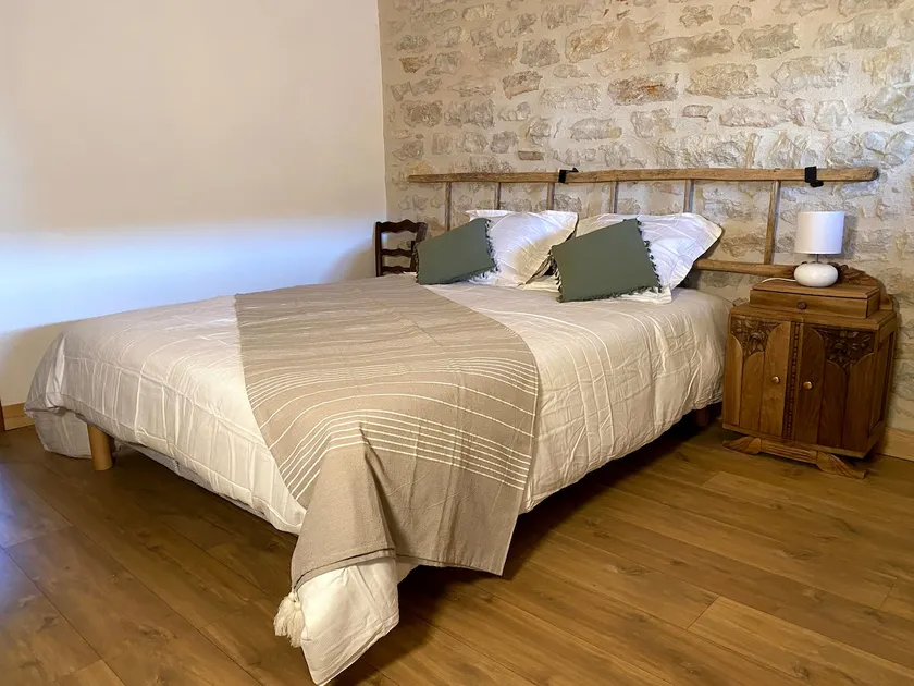 Clos de la Charnaille Farm 4* renovated - Image 1