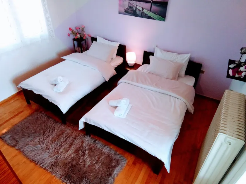 Maro's Rooms - Image 1