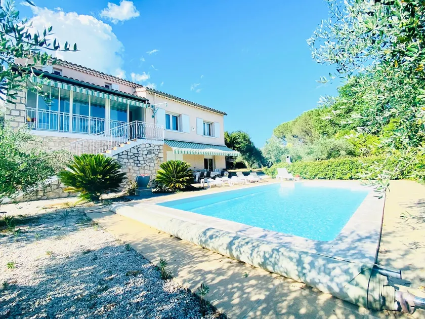 Hus AXALY Saint Martin d'Ardèche kapacitet 12 personer med swimmingpool - Image 1