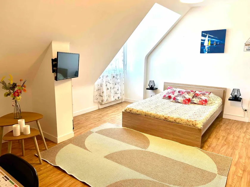 2 bedroom apartment plus 1 baby/child room - Image 1