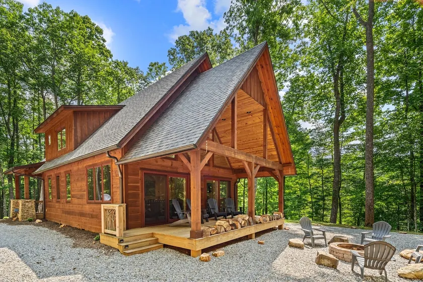 Quiet Blue Ridge Cabin · Spotless & Serene - Image 1