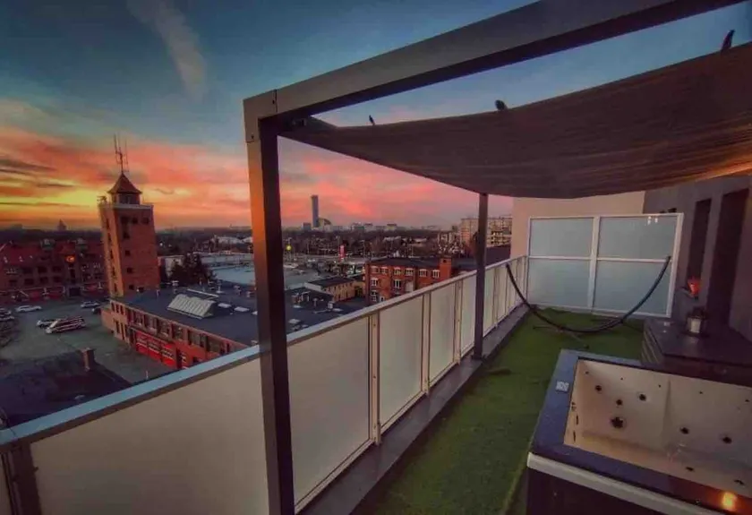 Sunset Apartment with Jacuzzi and A/C - Image 1