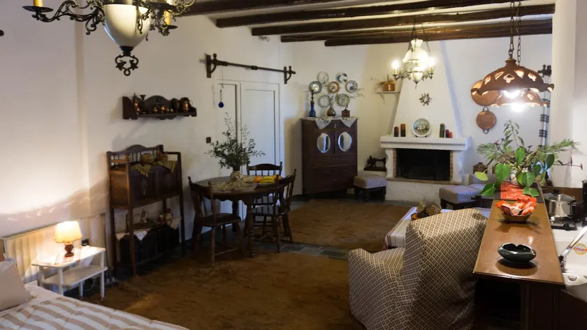 Lux Studio/apartment 10mins from Athens Airport - Image 1