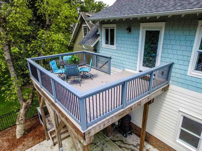 Private Apartment in Downtown Davidson - Image 1