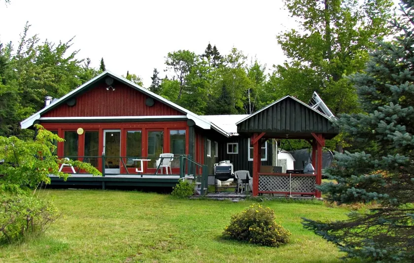 Black Bear Lodge - Image 1