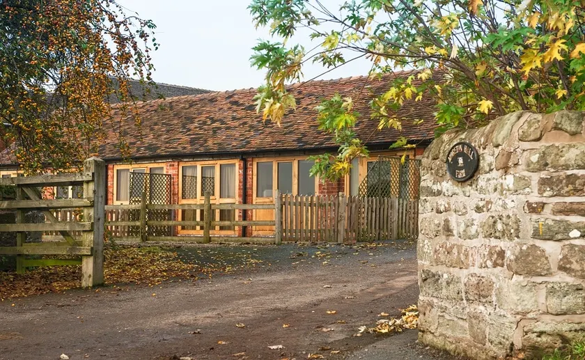 Cart Shed Cottage - Image 1