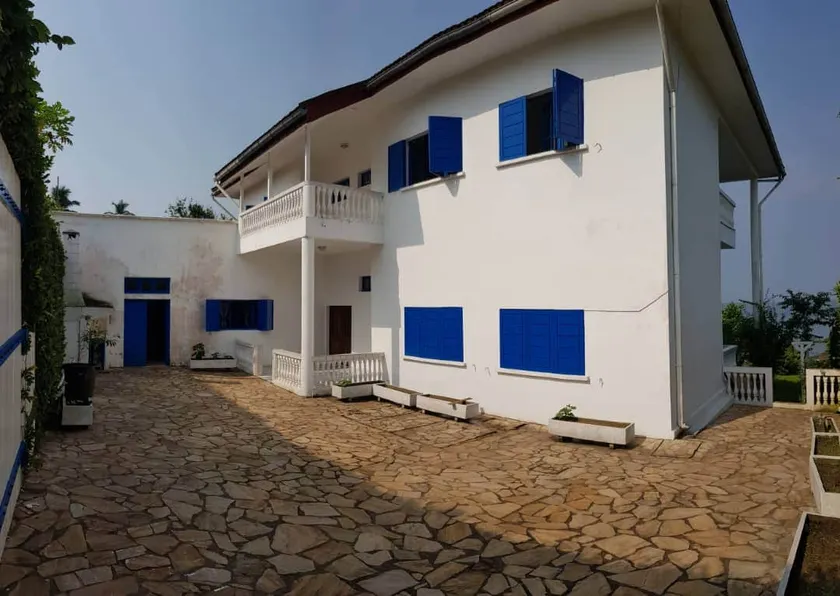 Villa bleue - Image 1