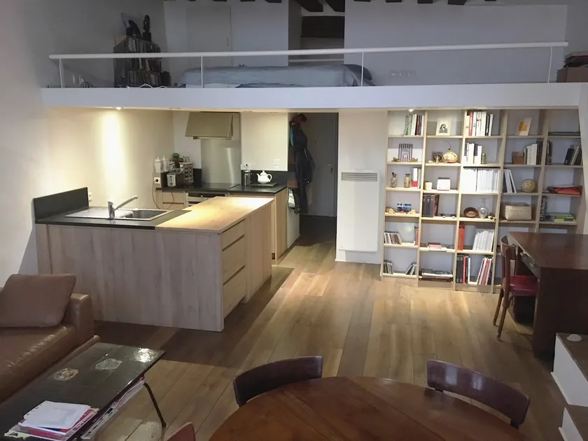 Sylvie's house in the heart of the Marais - Image 1
