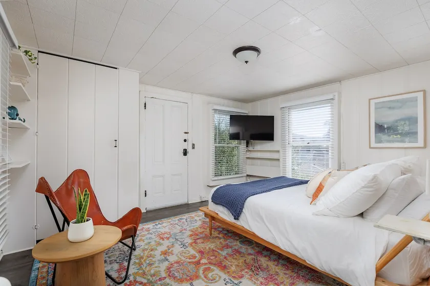 The Pine House | Pet Friendly w/ Ocean View - Image 1