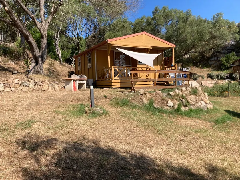 Franca Bungalow 200 m from the beach. - Image 1