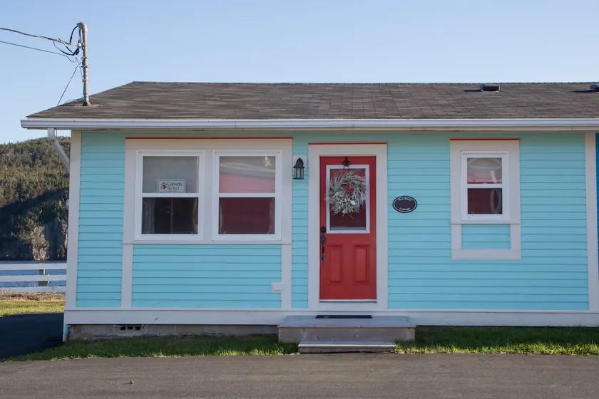 Sea Rose Cottage - beautiful 2BR next to the ocean - Image 1