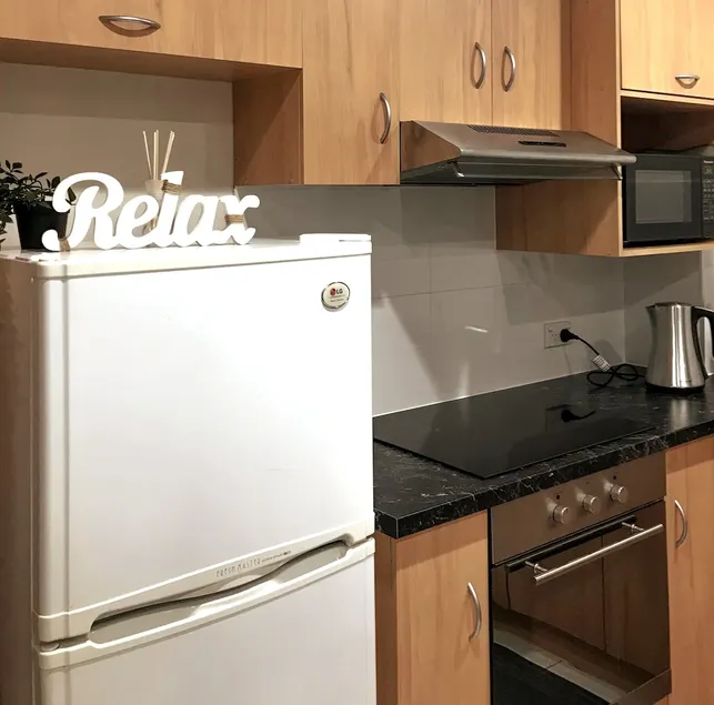 2 BR Apartment with Car Parking on Melbourne Street - Image 1