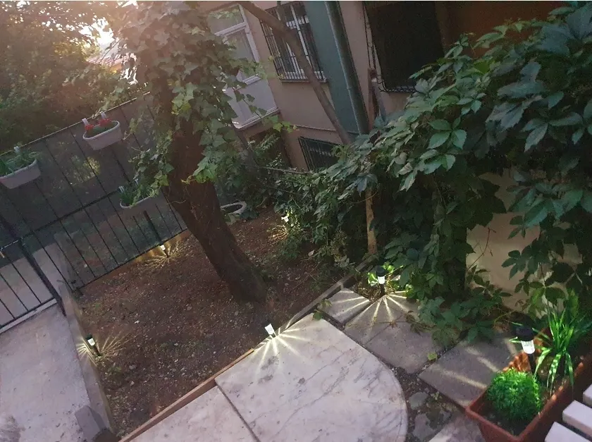 Cosy Garden, Private apt in the heart & embassies - Image 1