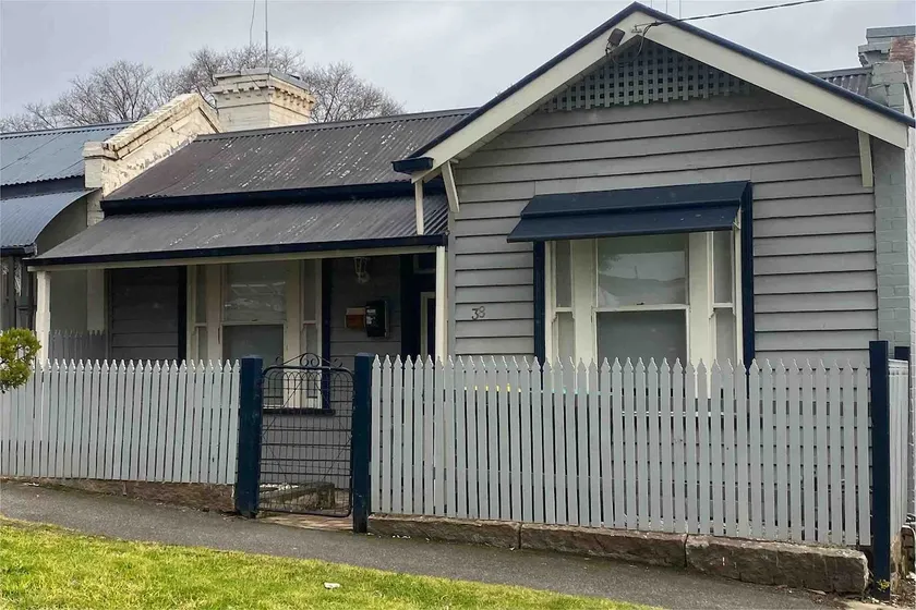 BRAMBLE COTTAGE - charming 3 bedroom home - Image 1