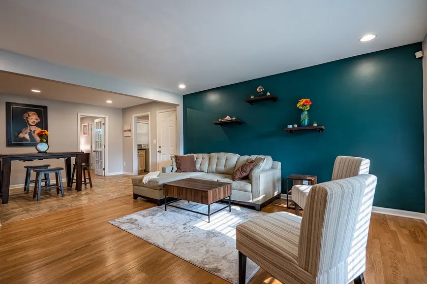 *Gorgeous Home,Walk to The Brave,15min to downtown - Image 1